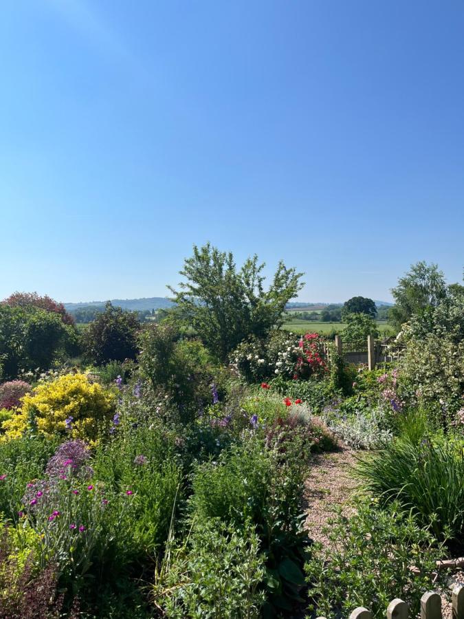 Cwm Lodge, An Idyllic Retreat In The Heart Of Herefordshire! Kültér fotó